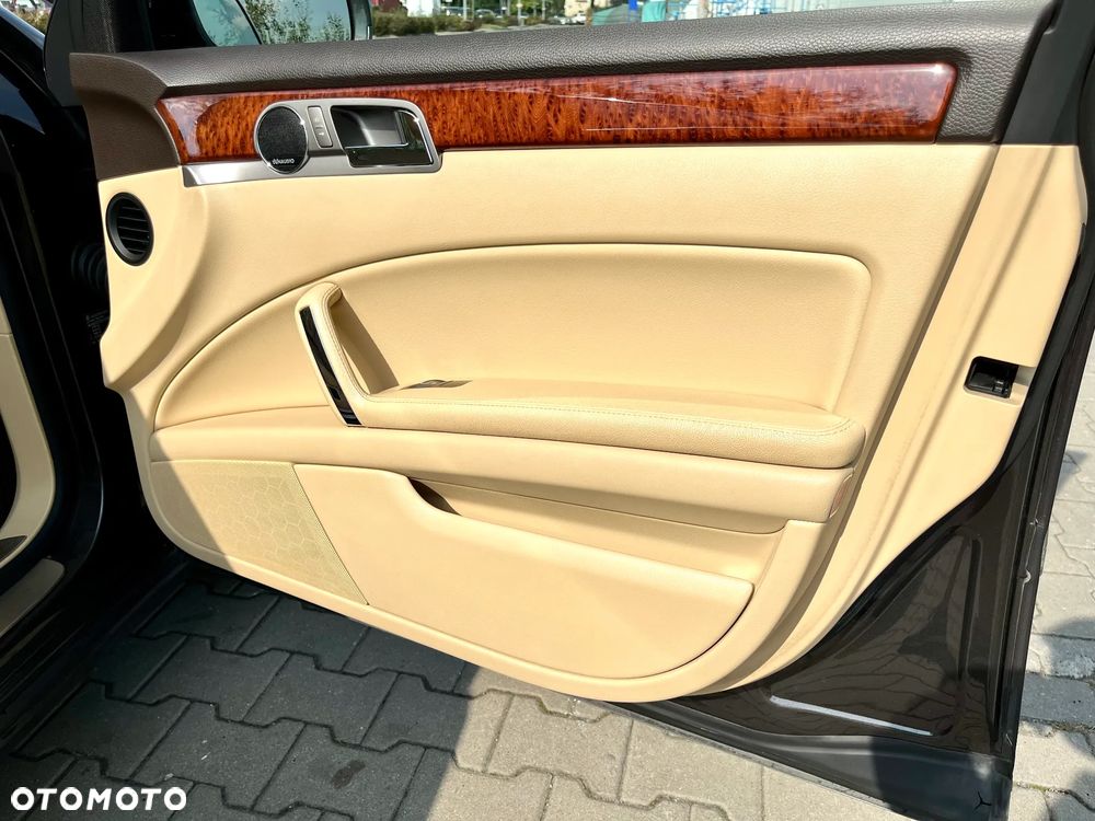 Volkswagen Phaeton 3.0 V6 TDI DPF 4MOTION Automatik (5 Sitzer) - 19