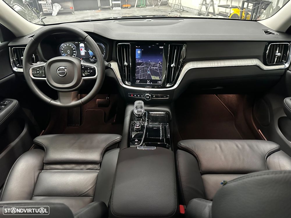 Volvo V60 2.0 T8 AWD TE Inscription Expression - 9