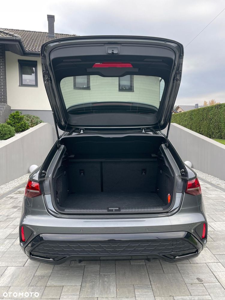Audi A3 Sportback - 12