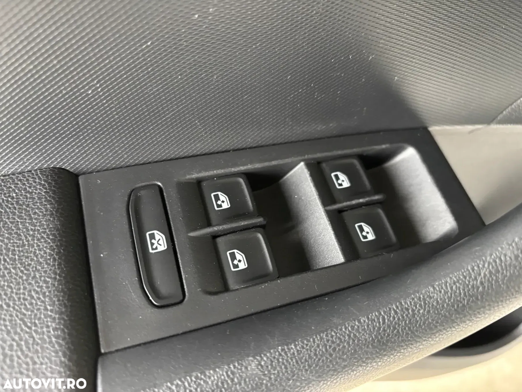 Skoda RAPID 1.0 TSI Ambition - 28