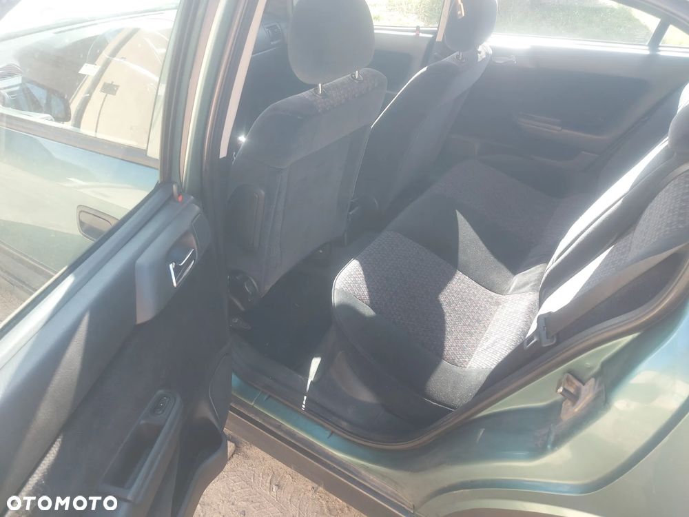 Opel Astra 1.6 16V Mid - 4