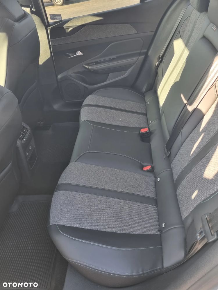 Peugeot 408 1.2 PureTech Allure Pack S&S EAT8 - 18