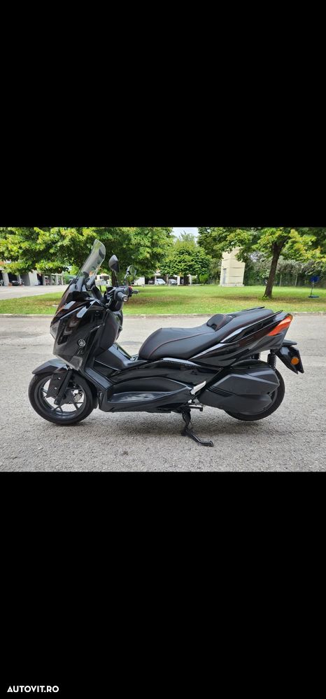 Yamaha XMAX 300 - 4