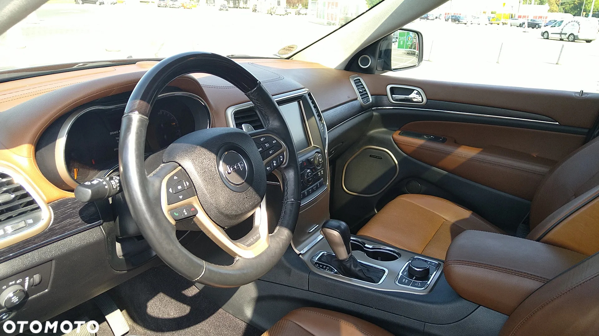 Jeep Grand Cherokee 3.0 CRD Overland Summit EU6 - 33