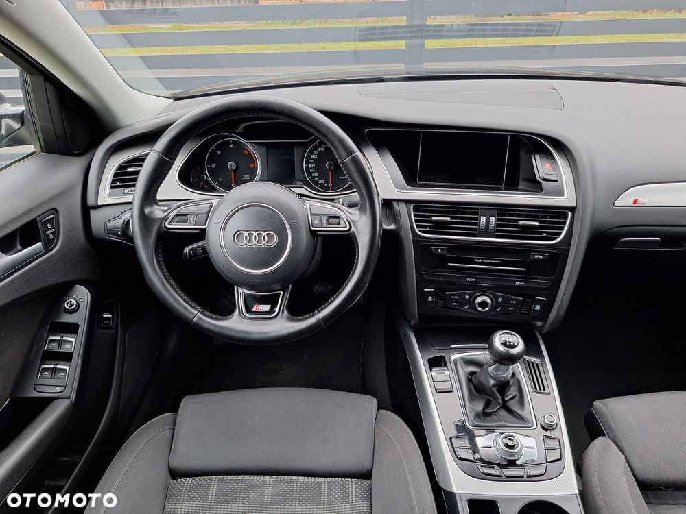 Audi A4 Avant 2.0 TDI DPF S line Sportpaket - 7