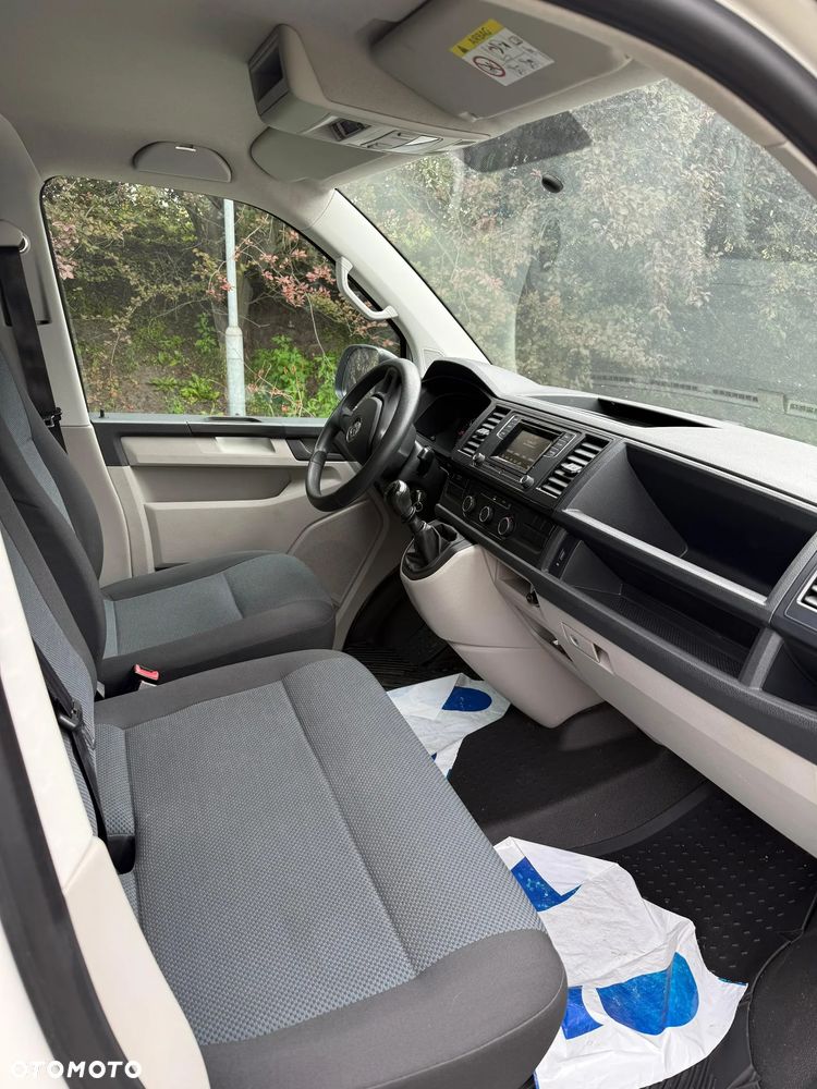 Volkswagen Transporter - 11