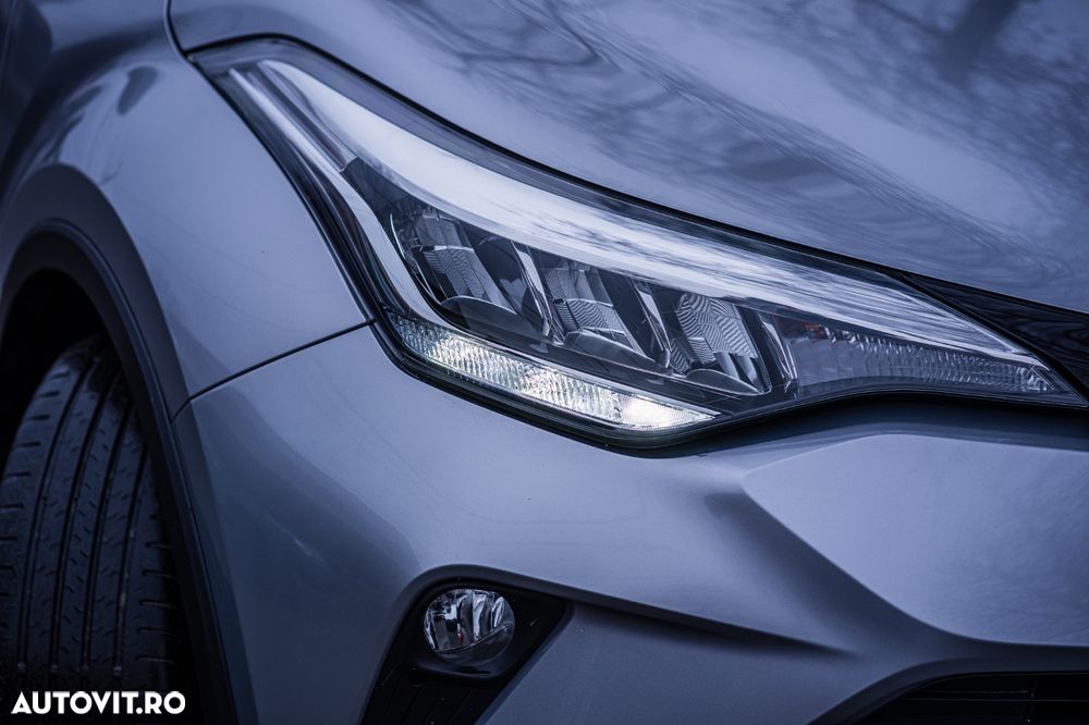 Toyota C-HR 1.8 HSD 4x2 CVT C-ult LED - 14