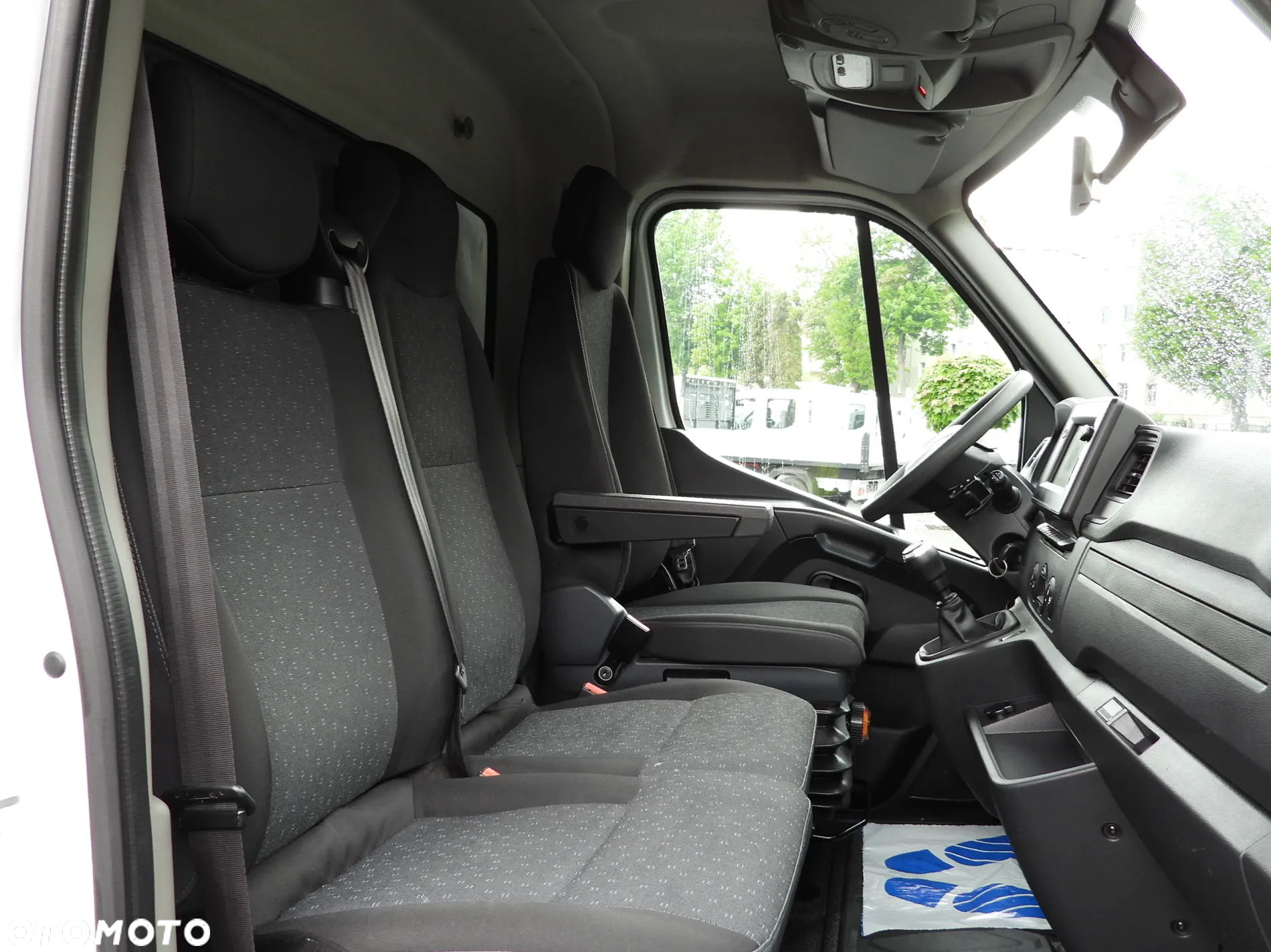 Opel MOVANO  PLANDEKA 10 PALET TEMPOMAT NAWIGACJA LEDY PNEUMATYKA KLIMATYZACJA 165KM [ 270161 ] - 37