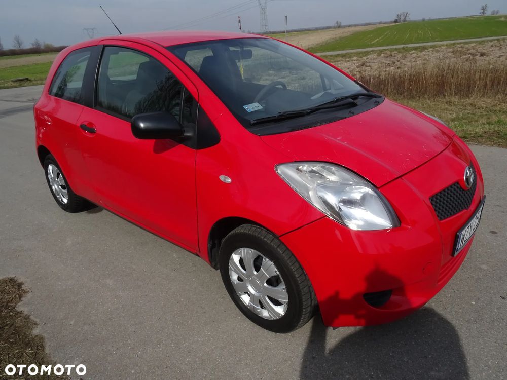 Toyota Yaris 1.0 Luna A/C - 1