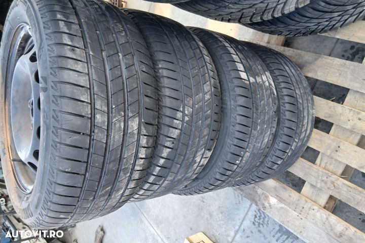 Jante tabla cu anvelope 16 - set 205/55 R16 1K0601027BD 61/2JX16H2 20 - 7