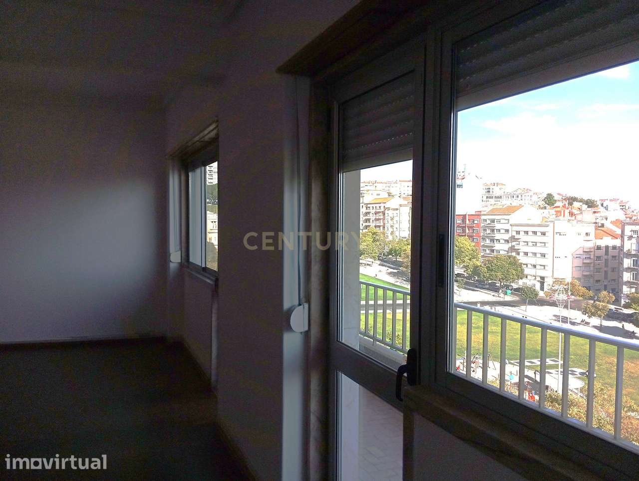 Apartamento T2 na Alameda - Grande imagem: 2/15