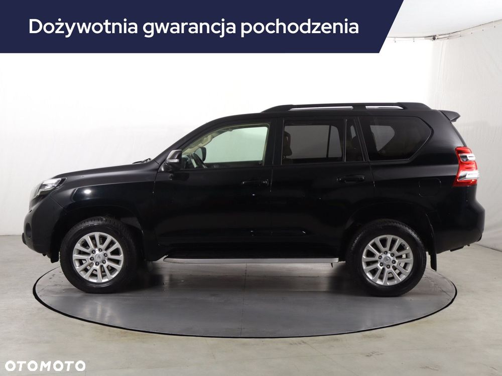 Toyota Land Cruiser - 4