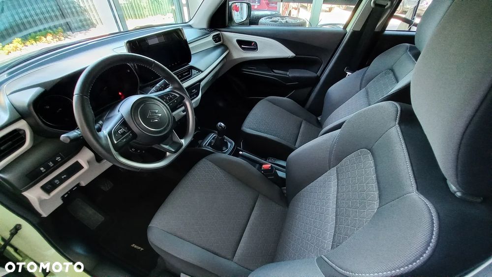 Suzuki Swift 1.2 Dualjet SHVS Premium Plus - 18