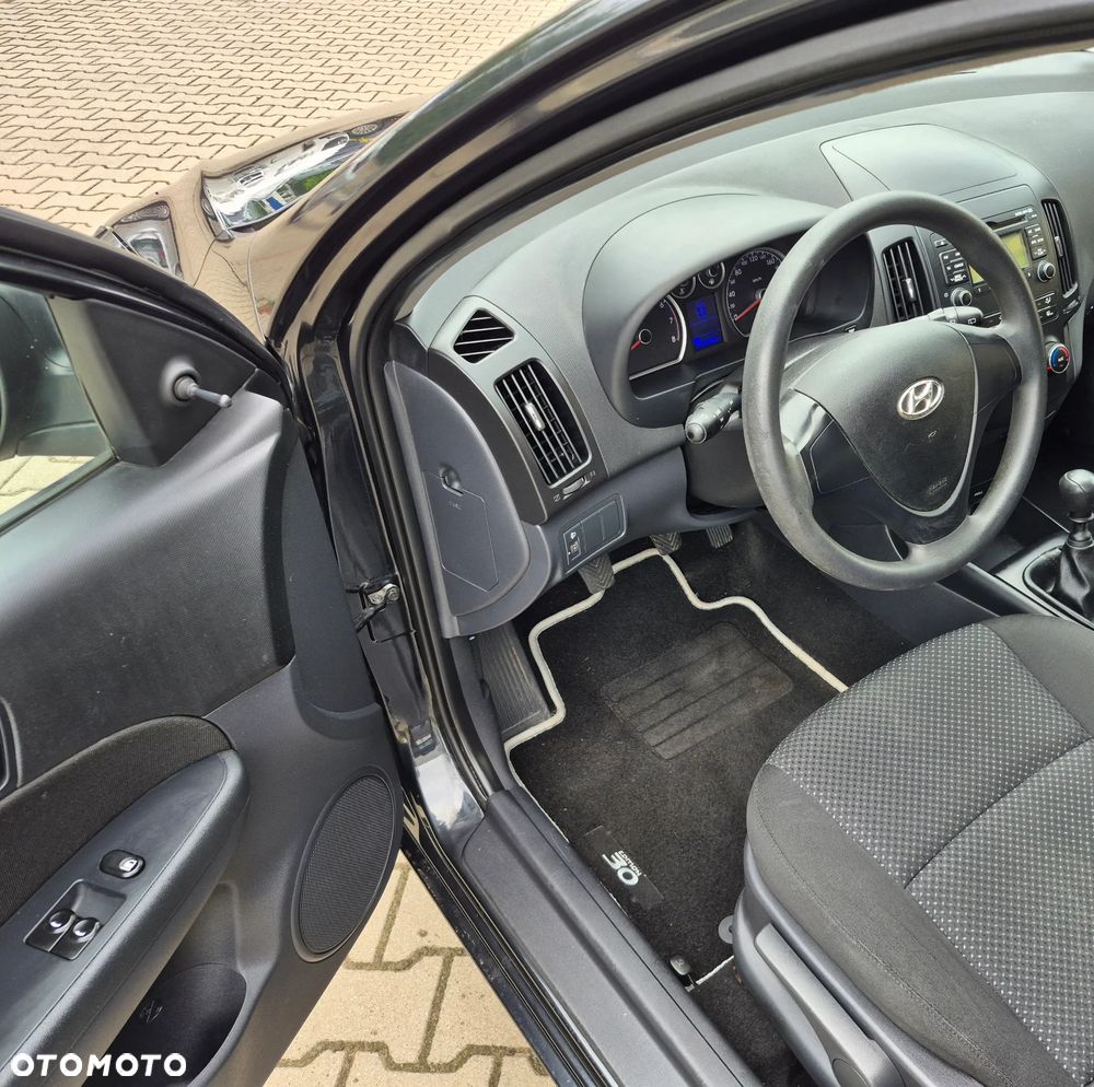 Hyundai i30 1.4 Blue Classic - 9