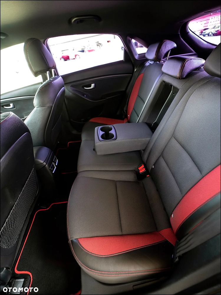 Hyundai i30 1.6 GDI Turbo Sport - 35