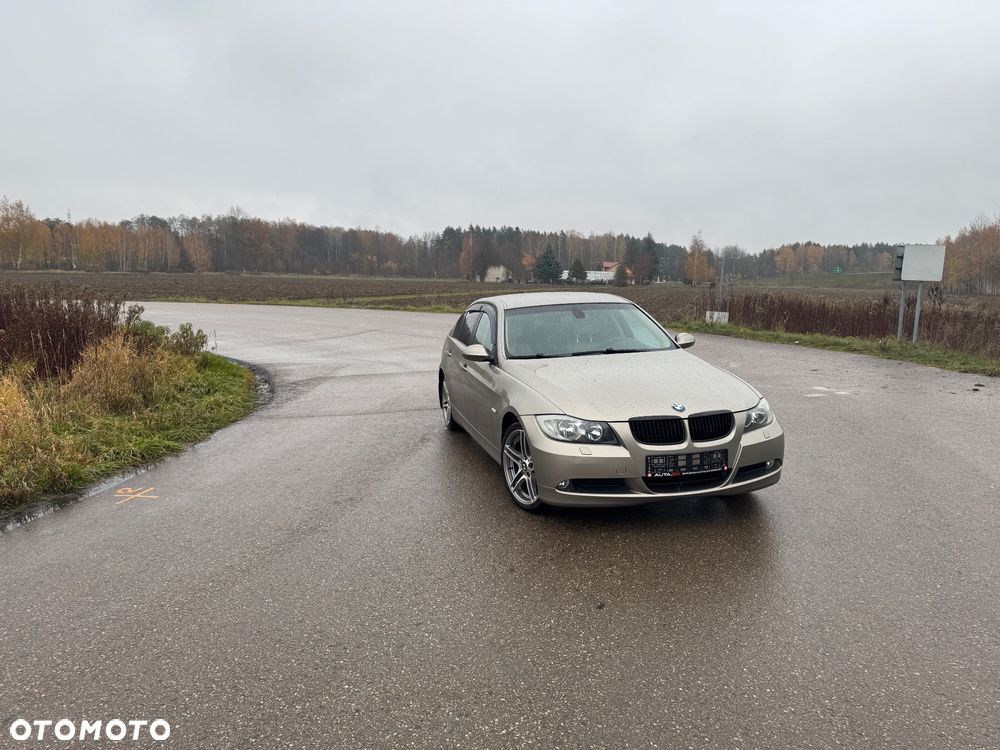 BMW Seria 3 320i Edition Sport - 8