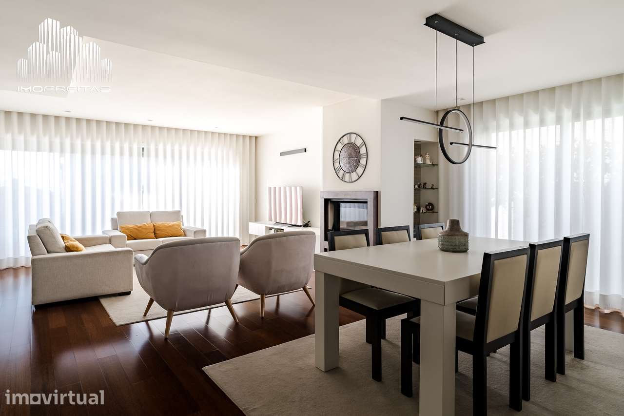Moradia T4 de Luxo com Piscina numa das Melhores Zonas de Braga! - Grande imagem: 4/40