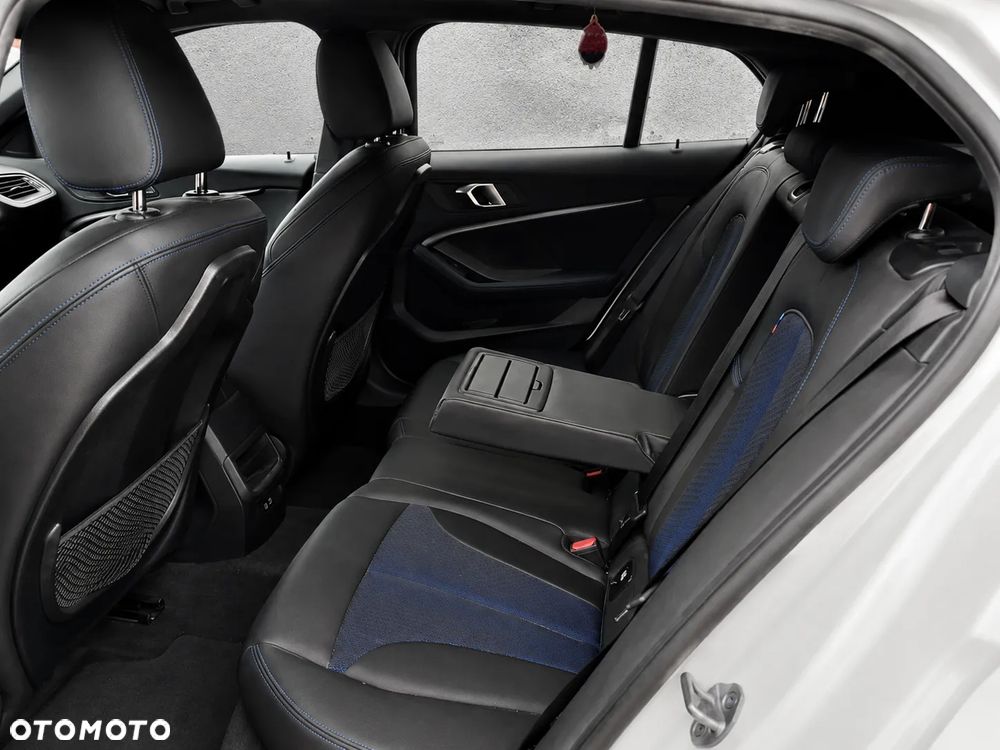 BMW Seria 1 116i M Sport - 8