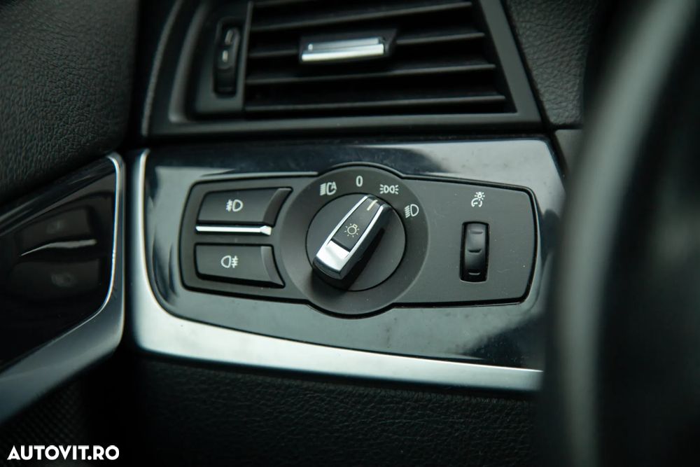 BMW Seria 5 520d Aut. - 17
