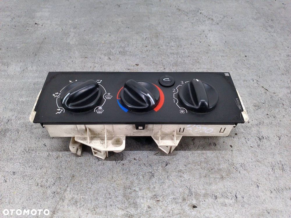 PANEL NAWIEWU RENAULT MASTER II FL BEHR92537 - 2