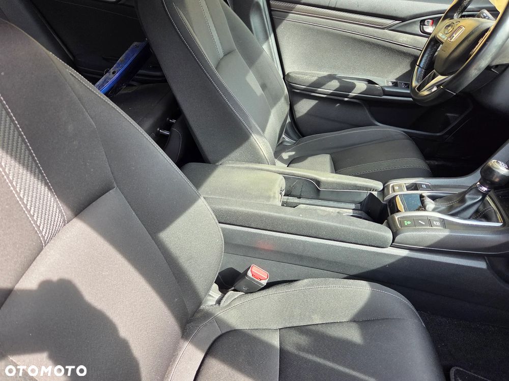 Honda Civic 1.5 i-VTEC Turbo Prestige - 13