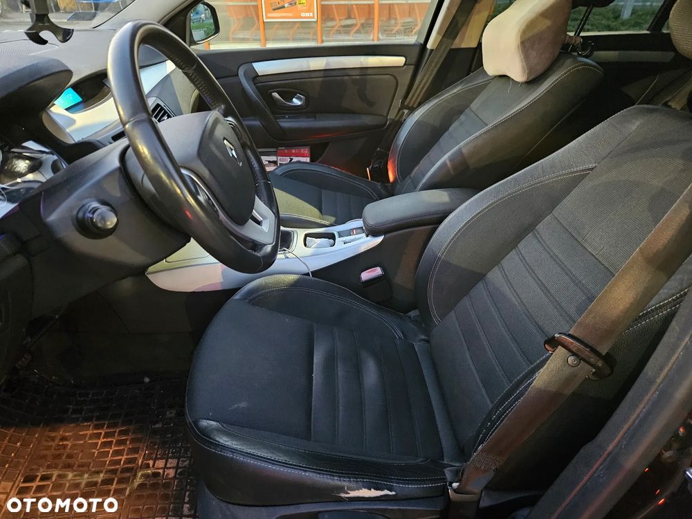 Renault Laguna 1.5 dCi Authentique - 9