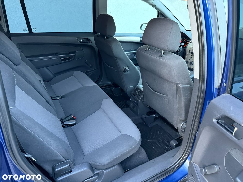 Opel Zafira 1.6 Enjoy - 27