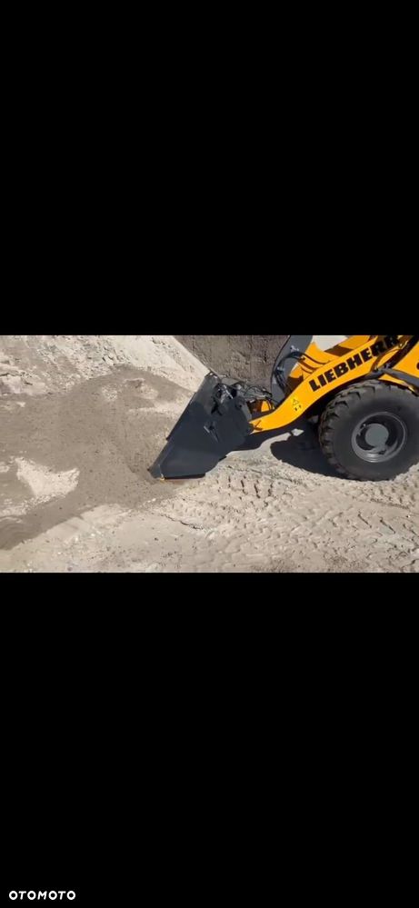JCB - 2