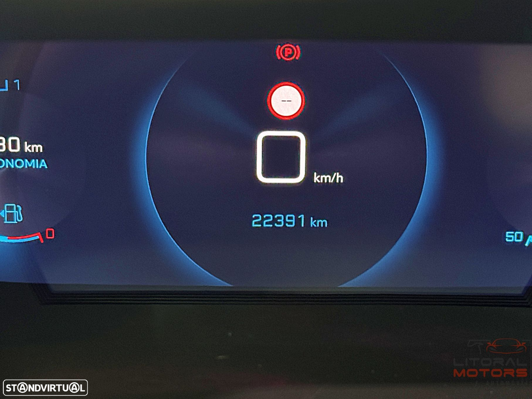 Peugeot 2008 1.2 PureTech Allure - 26