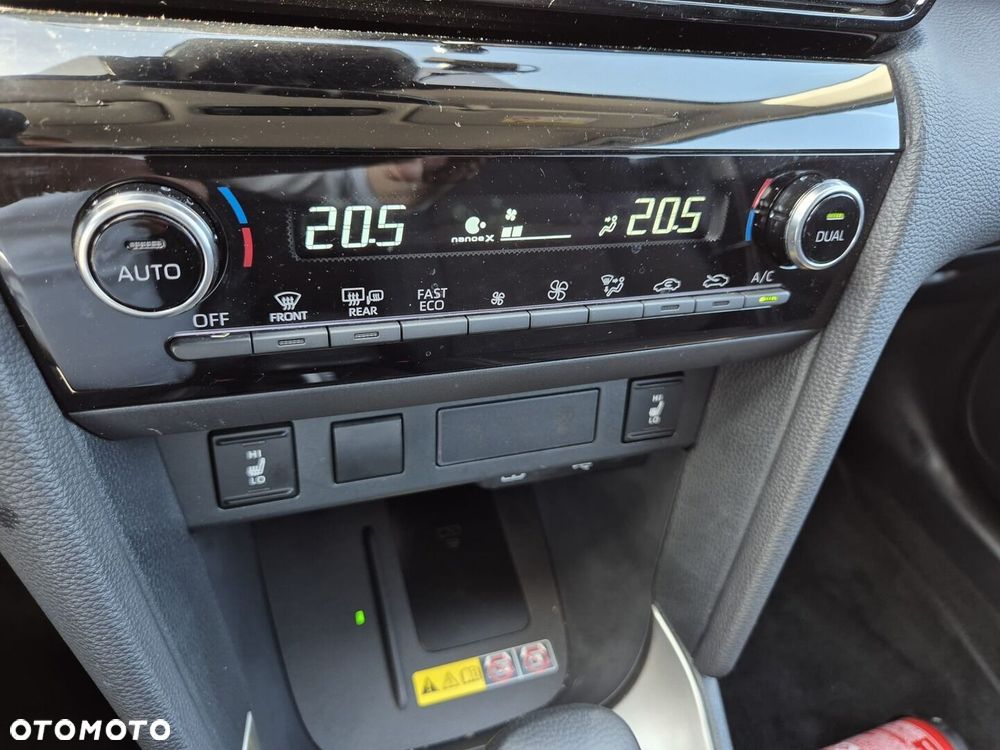 Toyota Yaris Cross Hybrid 1.5 Executive - 22