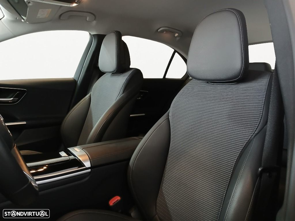 Mercedes-Benz C 300 de Avantgarde - 7