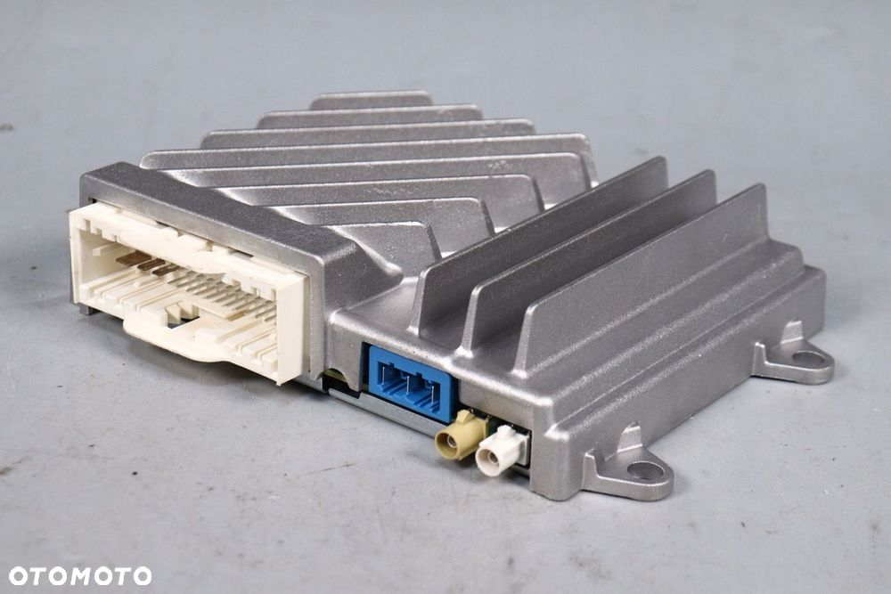 Moduł sterownik wzmacniacz amplifier Mercedes W206 W223 A0009007139 - 1