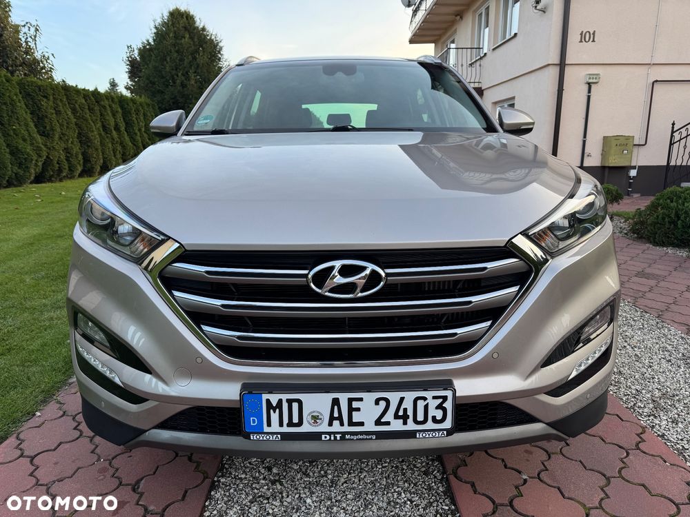 Hyundai Tucson 2.0 CRDi 4WD Automatik Style - 10