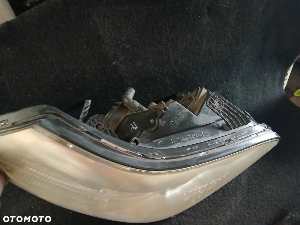 Chevrolet Epica Lampa przednia  prawa, lewa - 6