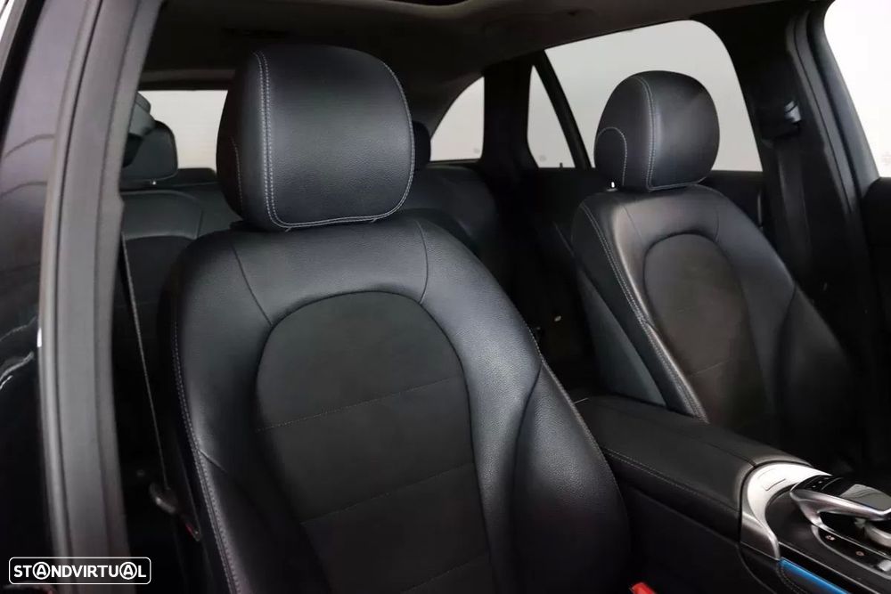 Mercedes-Benz GLC 350 e 4Matic 7G-TRONIC - 32