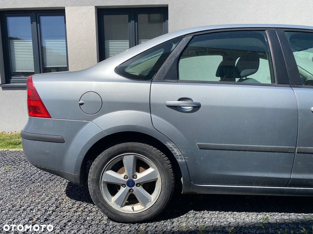 Ford Focus - 8
