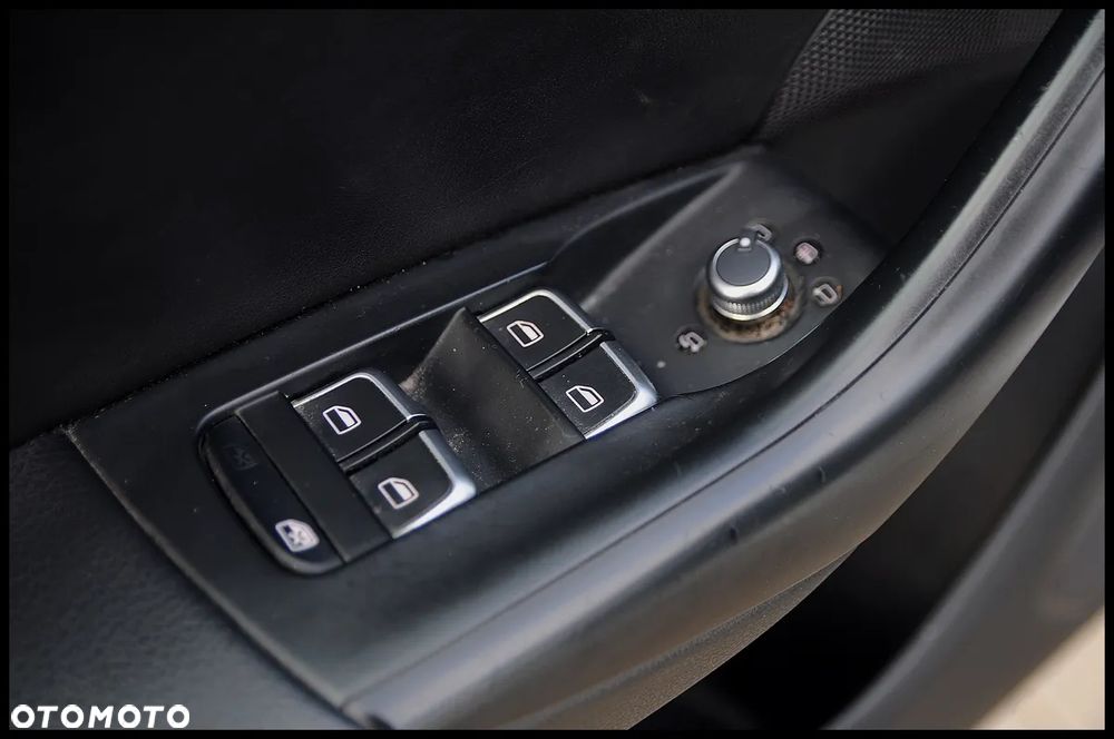 Audi Q3 2.0 TDI Quattro S tronic - 25