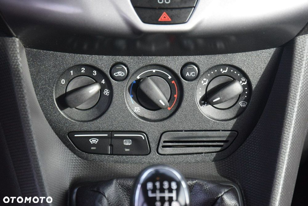 Ford Tourneo Connect 1.6 TDCi Trend - 31