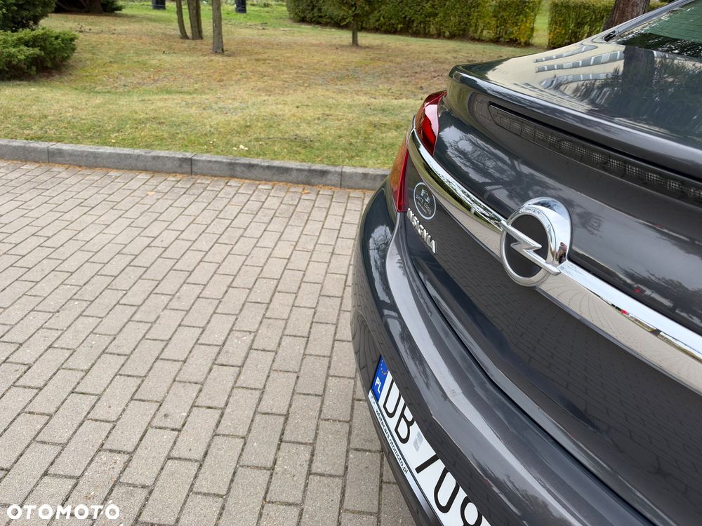 Opel Insignia 1.6 T Cosmo S&S - 9