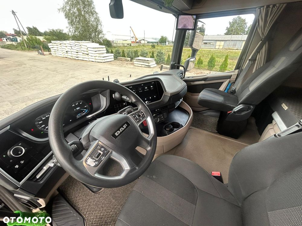 DAF XG - 8