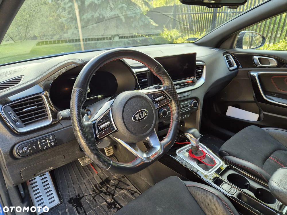 Kia ProCeed - 10