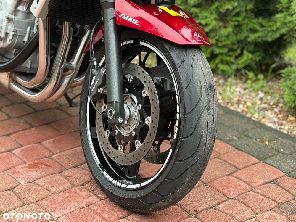 Suzuki Bandit - 23