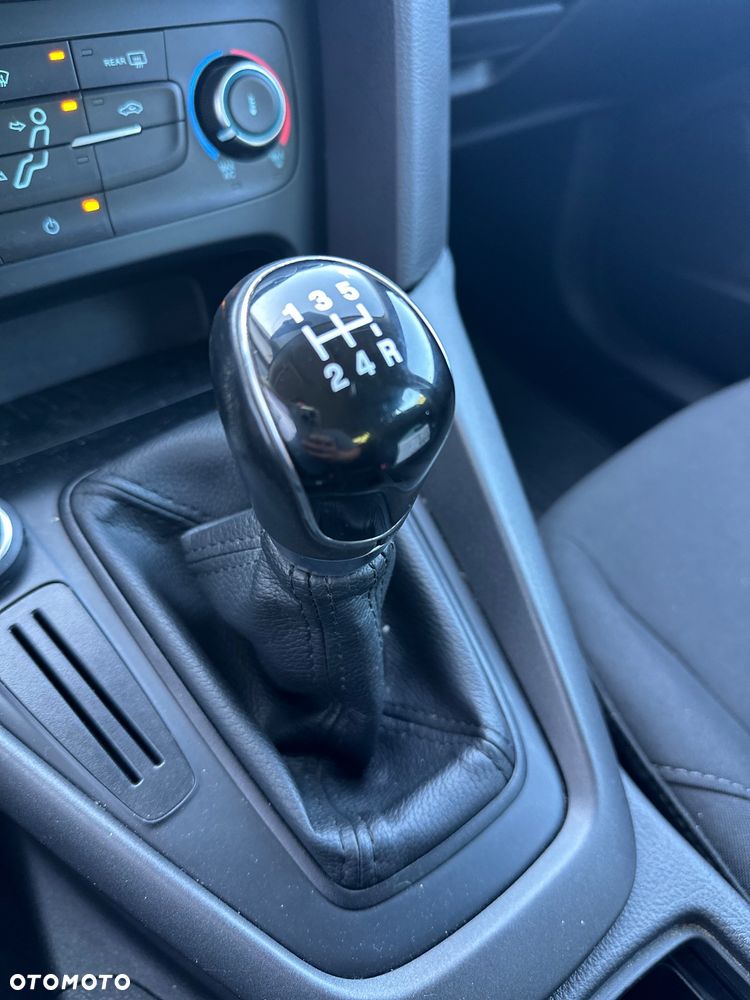 Ford Focus - 16