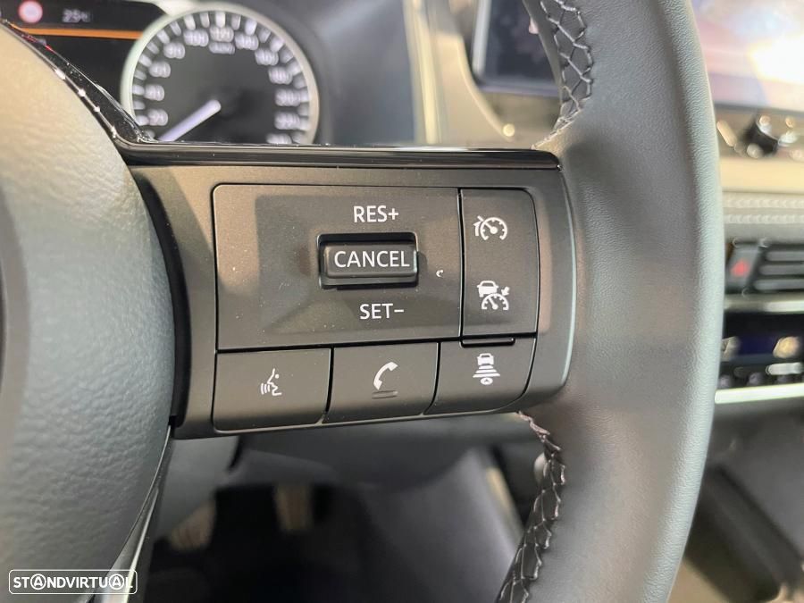 Nissan Qashqai 1.3 DIG-T Engage - 14