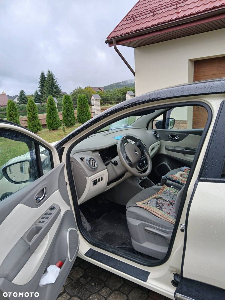Renault Captur 0.9 Energy TCe Helly Hansen - 2