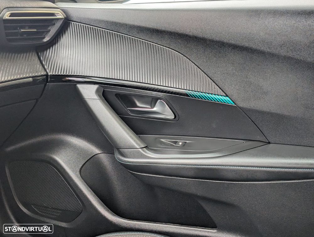 Peugeot e-2008 50 kWh Allure Pack - 16