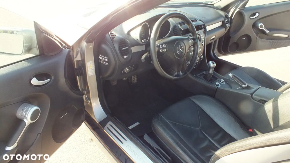Mercedes-Benz SLK - 15