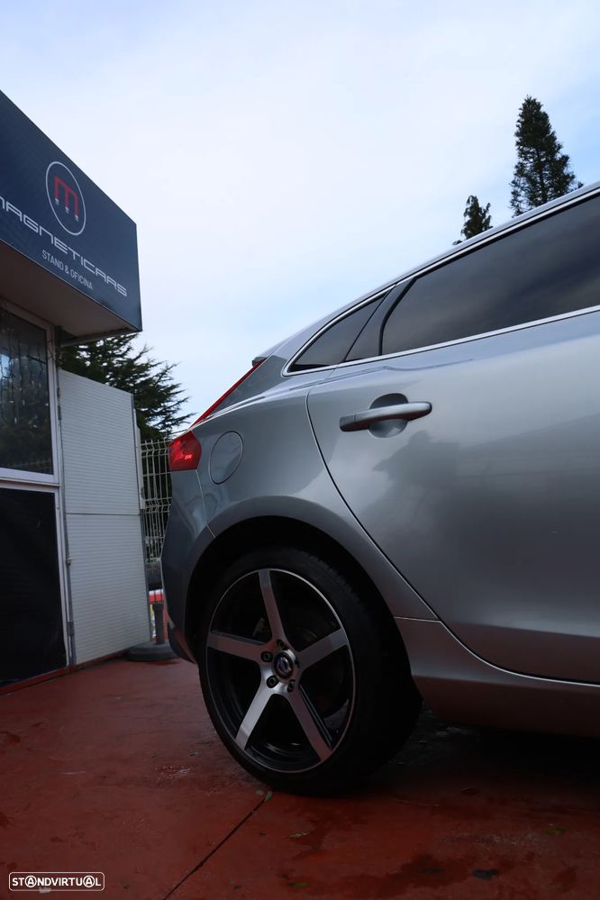 Volvo V40 D4 RDesign - 8