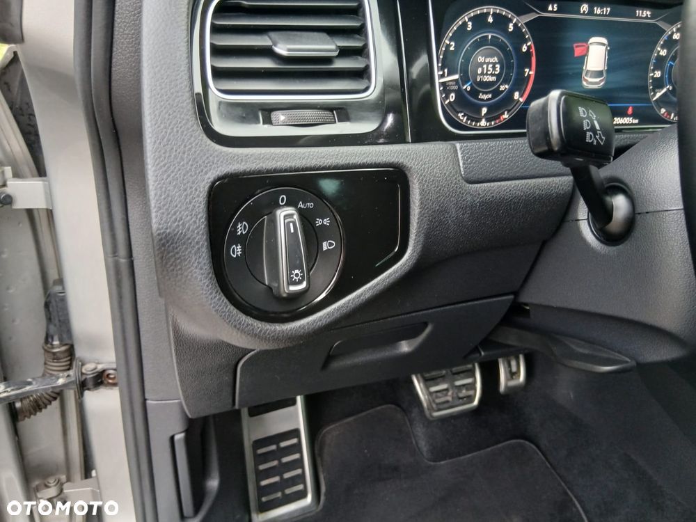 Volkswagen Golf 1.4 TSI (BlueMotion Technology) DSG Highline - 18