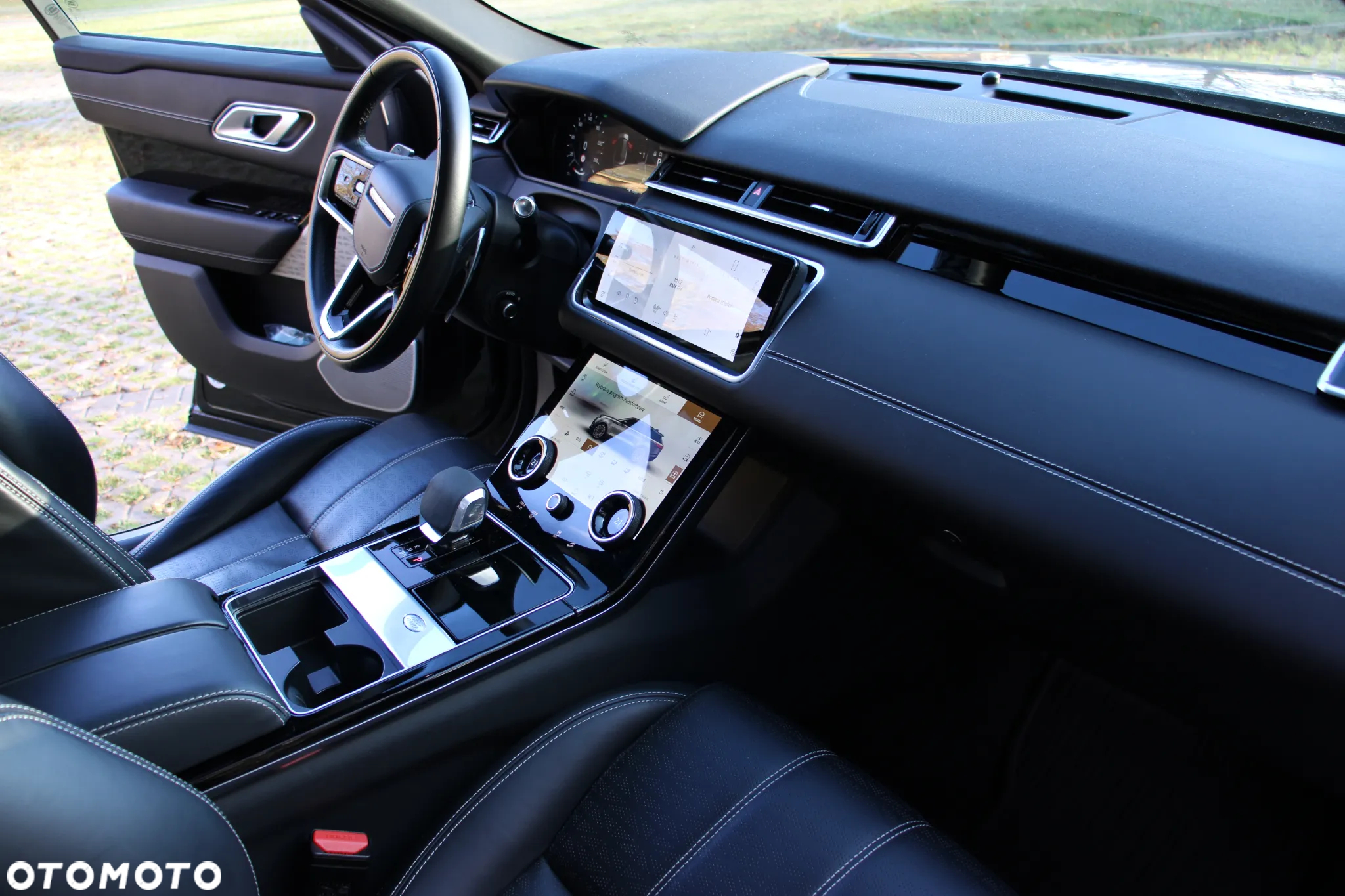 Land Rover Range Rover Velar D300 R-Dynamic HSE - 23